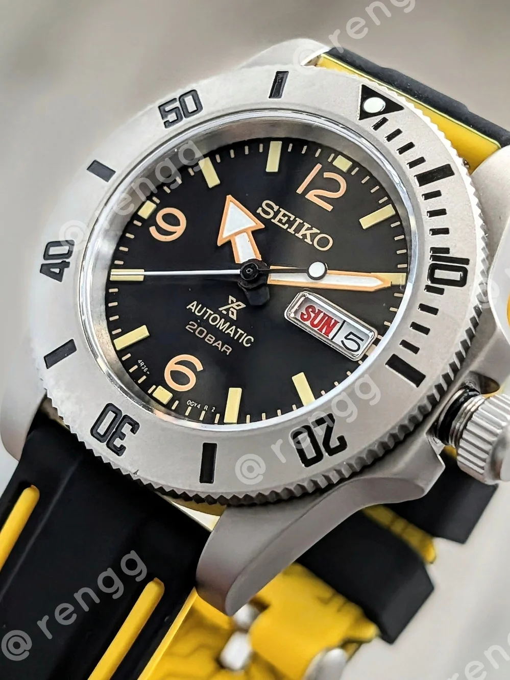 40mm Titanium Seiko Men's Black Yellow  Automatic Diver Mod Watch Sapphire